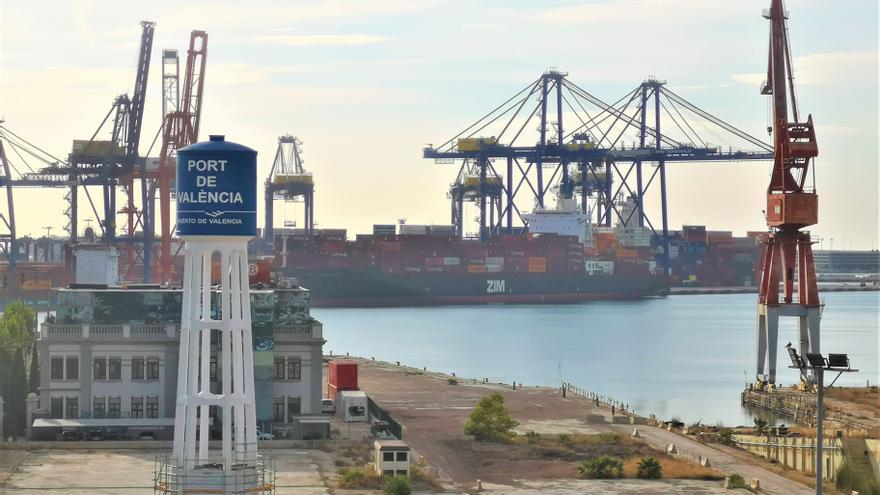 La nueva terminal preserva el gran valor histórico de la Unión Naval de Levante