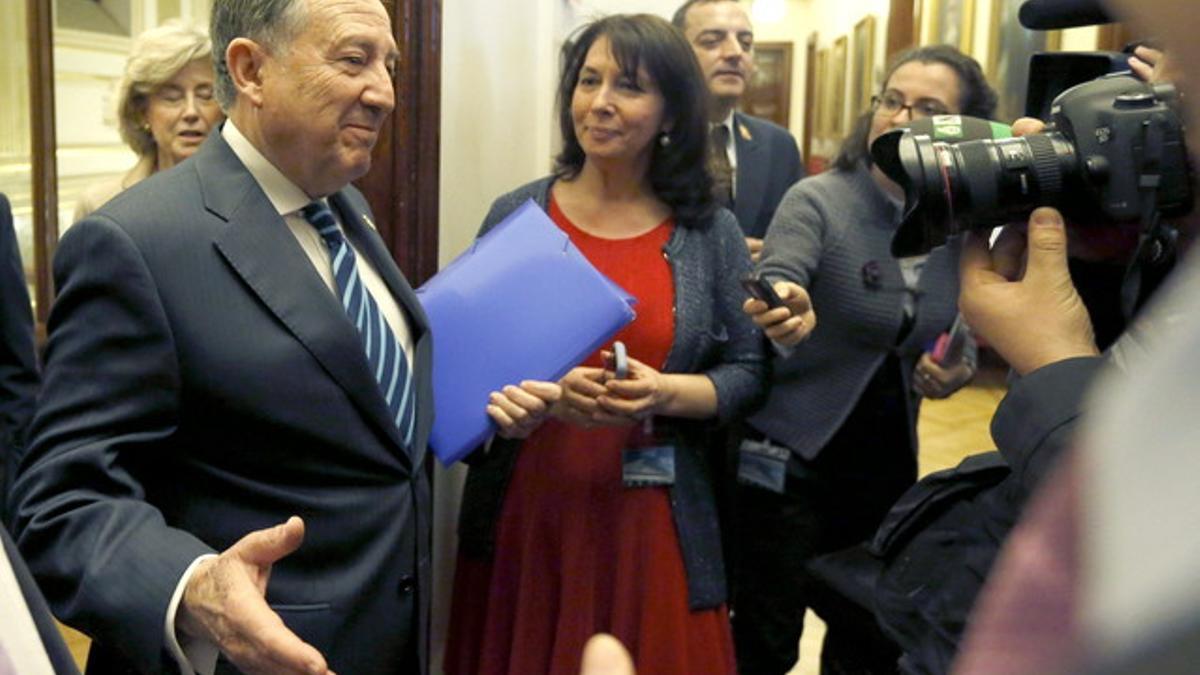 El director del CNI, Félix Sanz, a su llegada al Congreso, este martes.