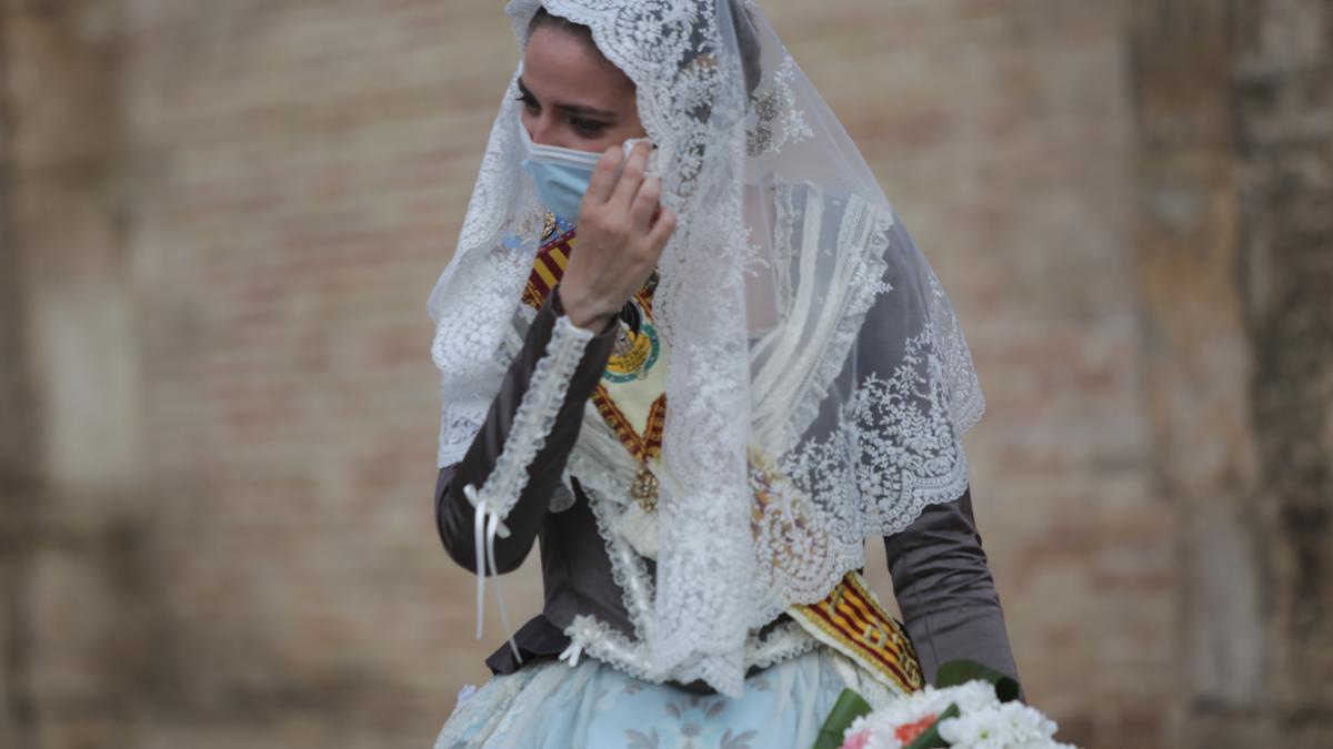 Búscate en el segundo día de Ofrenda por la calle de la Mar (entre las 19.00 y las 20.00 horas)