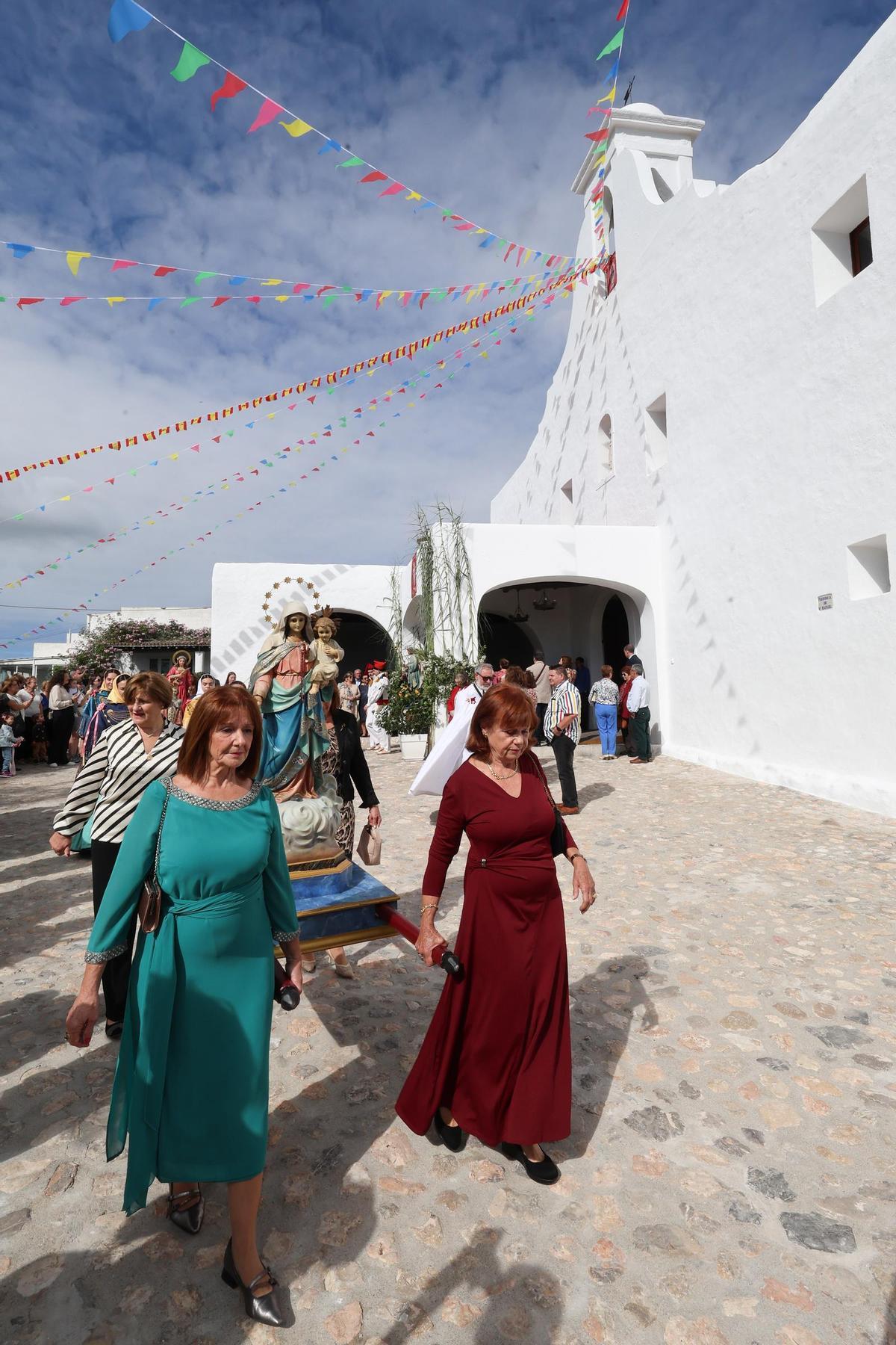 Todas las fotos de las fiestas patronales de Sant Rafel Todas las fotos de las fiestas patronales de Sant Rafel