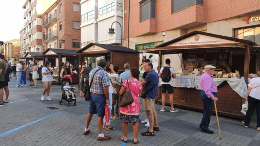 La Feria en la Plaza de la Madera. | E. P.