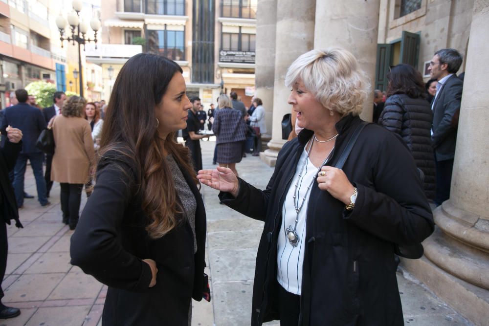 La Generalitat en pleno celebra en Alicante las cuatro décadas de la Carta Magna con un acto institucional en el Teatro Principal que llega en medio de los ataques al modelo territorial y de la alerta ultra.