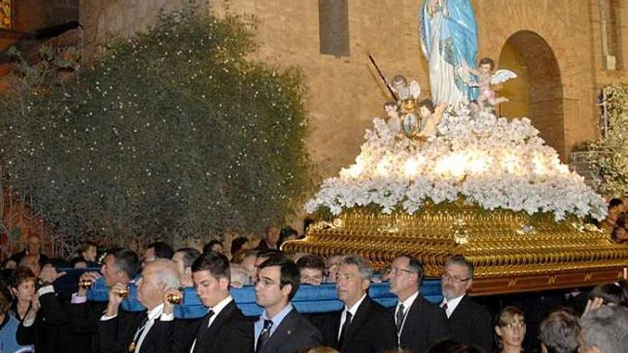 Torrevieja, bajo su manto