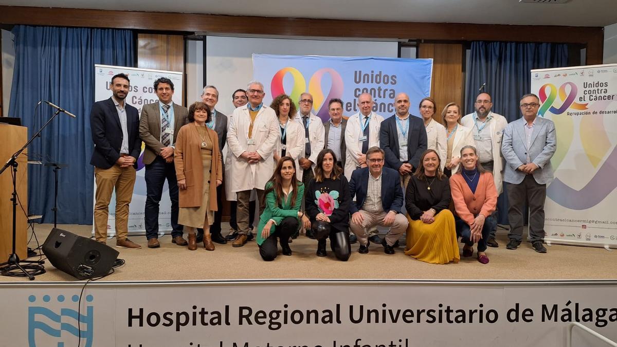 Celebración del Día Internacional contra el Cáncer Infantil en el Hospital Materno Infantil de Málaga