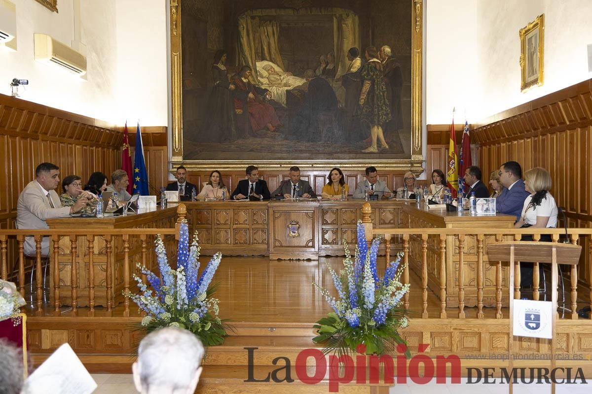 Así se ha vivido el emocionante acto del nombramiento de 'Hijo Predilecto' de Caravaca al doctor Juan Manuel Laborda