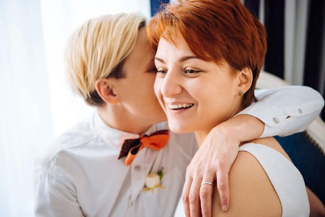 Pareja de novias el día de su boda