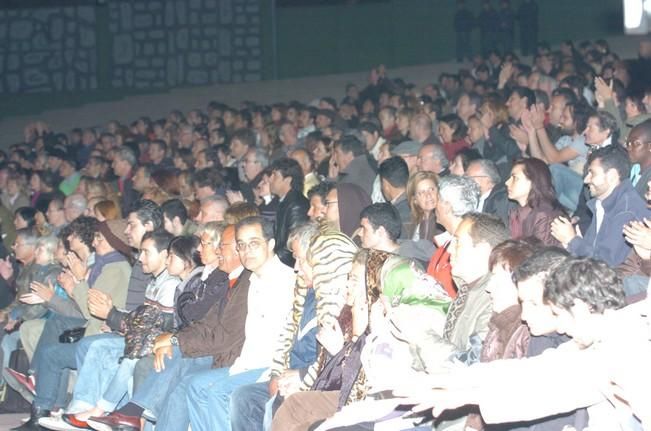 .CHUCK BERRY. EN EL AUDITORIO DEL PARQUE DE SAN ...