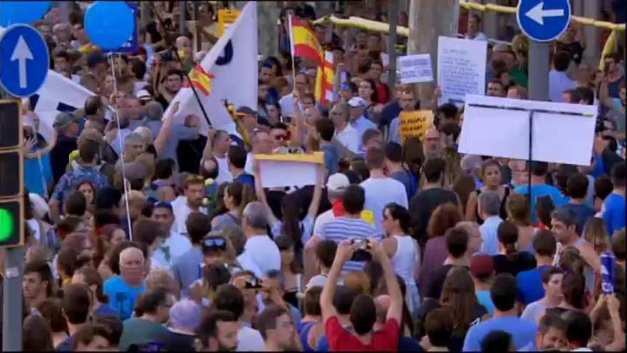 Polémica en la manifestación de Barcelona entre independistas y no independentistas