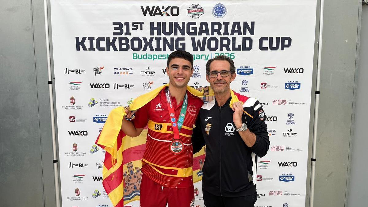 Imagen de Jordi Marí tras lograr la medalla en Budapest.