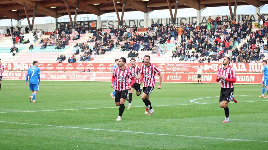 Kike Márquez y el VAR: "Pensé que no iba a pitar penalti porque normalmente al Zamora CF no nos da nada"