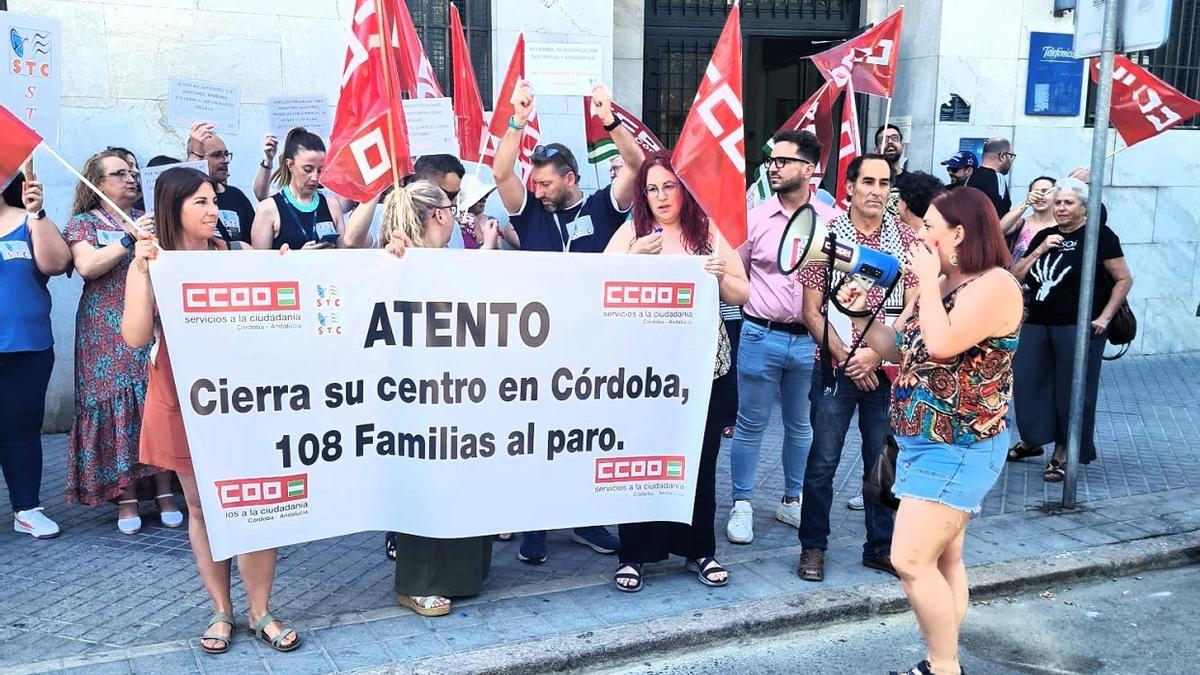 Protesta de la plantilla de Atento en Córdoba.