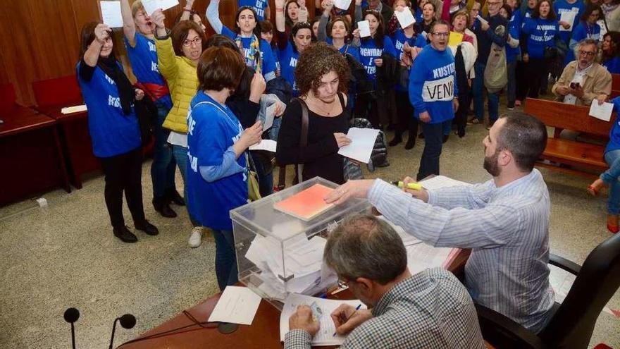 Asamblea y votación del viernes en Pontevedra.