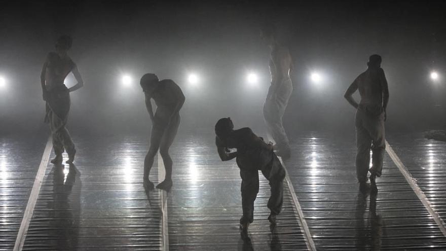 OtraDanza celebra con &#039;Sacra&#039; sus diez años en escena.