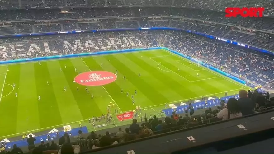 La realidad del Bernabéu en un Real Madrid - Real Oviedo. Pitada para los locales y aplausos para los visitantes