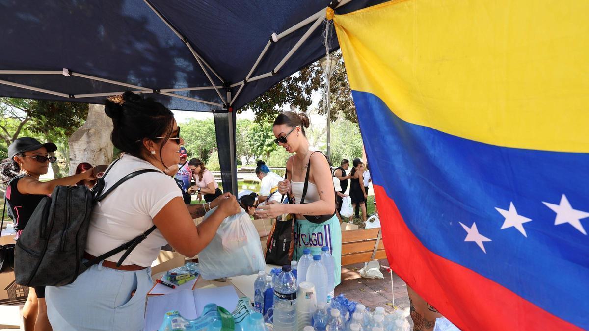 Galería: Recogida de donaciones en Ibiza para los damnificados por el terremoto en Venezuela