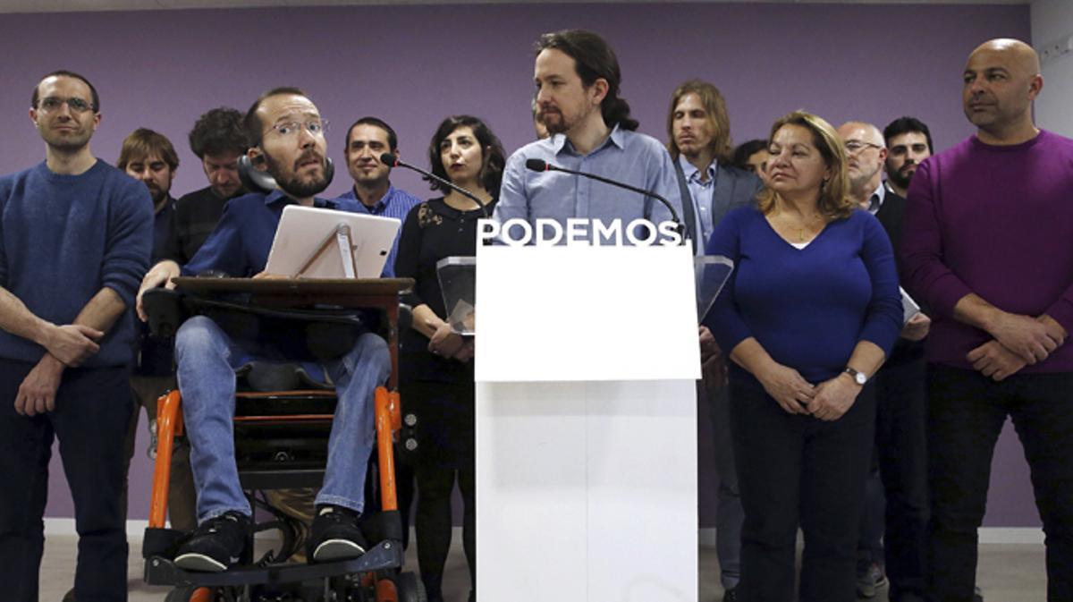 Iglesias proposa el líder a Aragó, de corrent anticapitalista, per substituir el destituït Pascual.