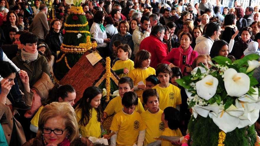 Una edición anterior de la Festa dos Maios en Vilagarcía.  // Noé Parga