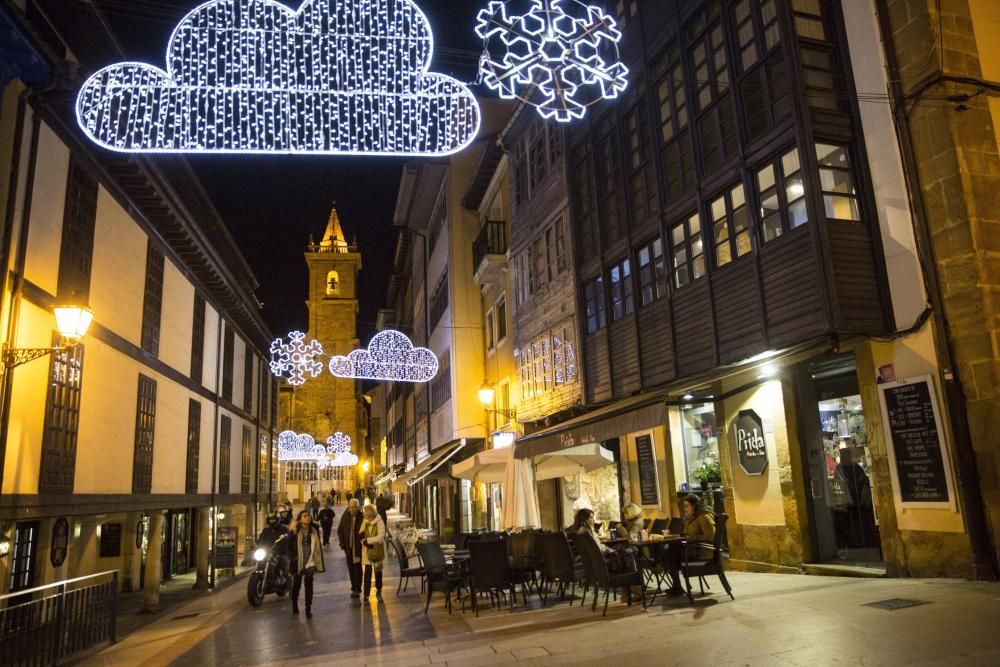 Luces navideñas en Oviedo