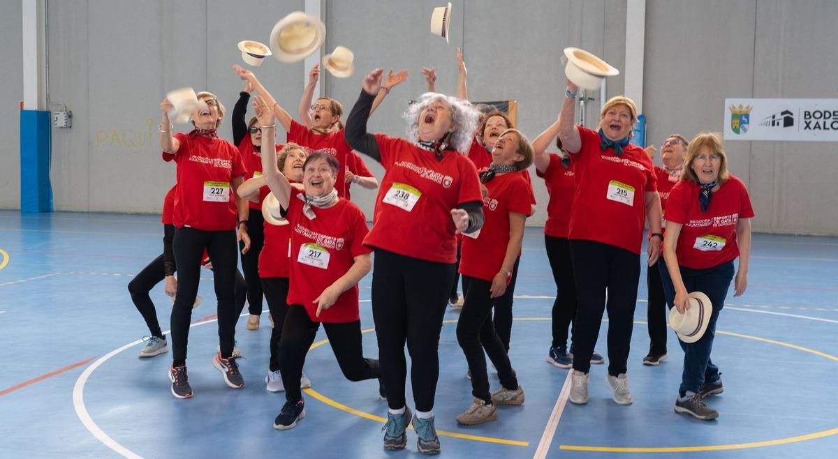 Un dels moments de les olimpiades de la gent gran