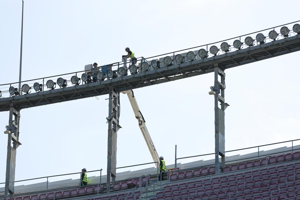Colocación de la primera piedra del futuro Camp Nou