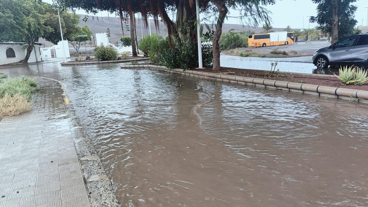 Inundación en Tarajalejo por la borrasca Emilia