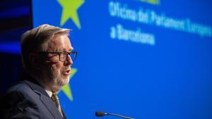 El expresidente del Parlamento Europeo Pat Cox, este jueves, durante el acto para celebrar el 25 aniversario de la apertura de la oficina de la Eurocámara en Barcelona.