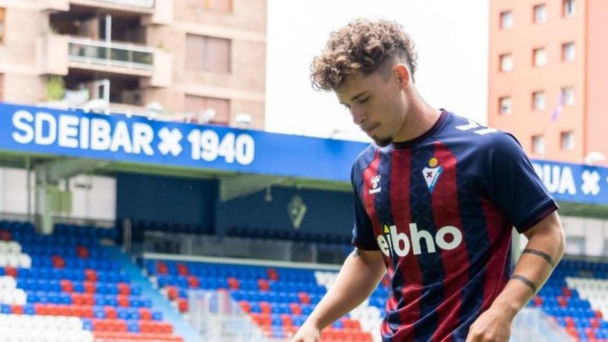 Mario Soriano, ayer, en su presentación en Ipurua. |  // SD EIBAR