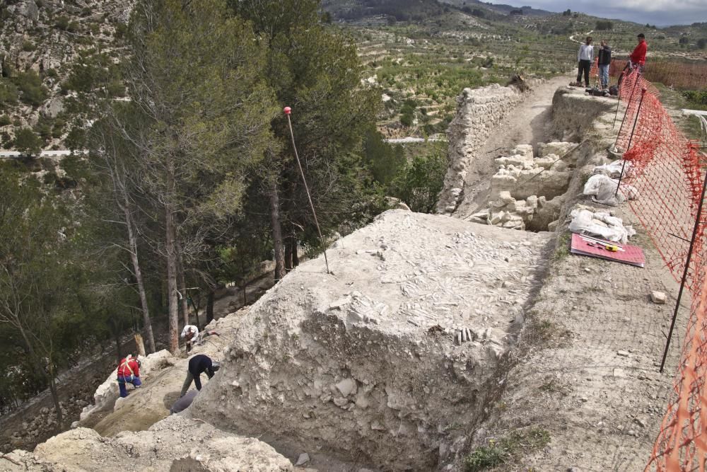 El castillo de Planes descubre sus secretos