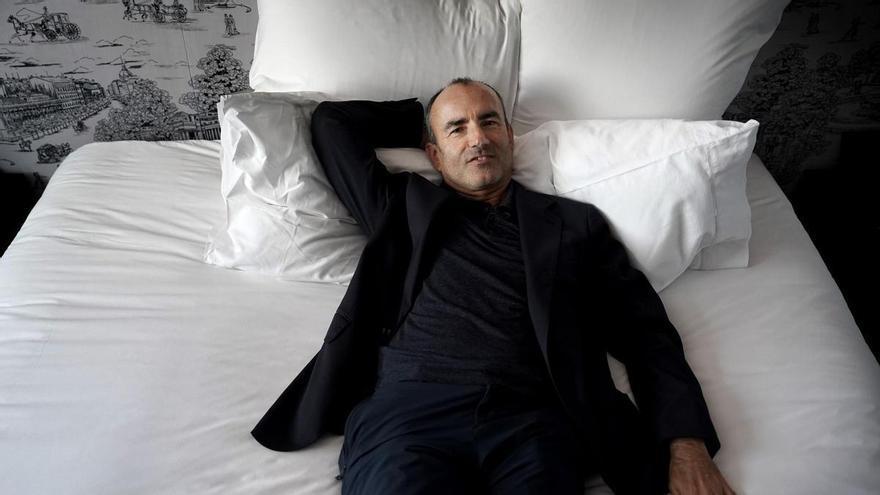 Rafael Santandreu, psicòleg i divulgador sobre l’insomni: «El costum de dormir vuit hores seguides no és natural»