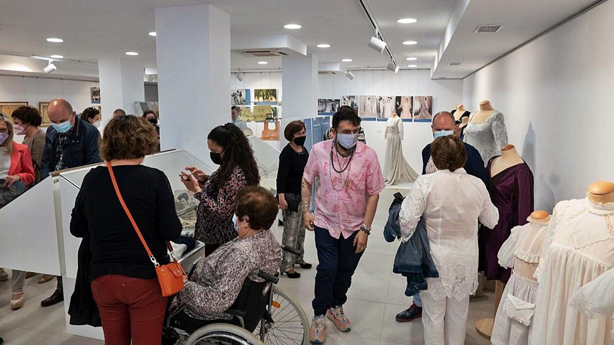 Inauguración de ‘Moda en Ibiza: coser y vestir’