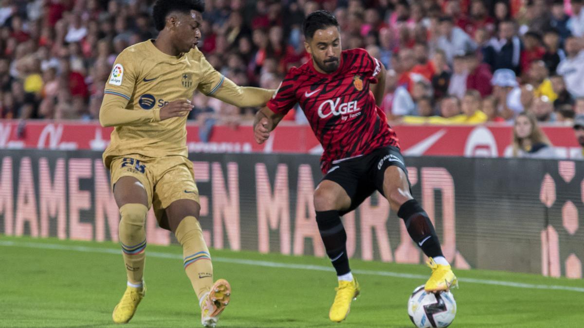 El Barça vence al Mallorca en el descanso con un gol de Lewandowski