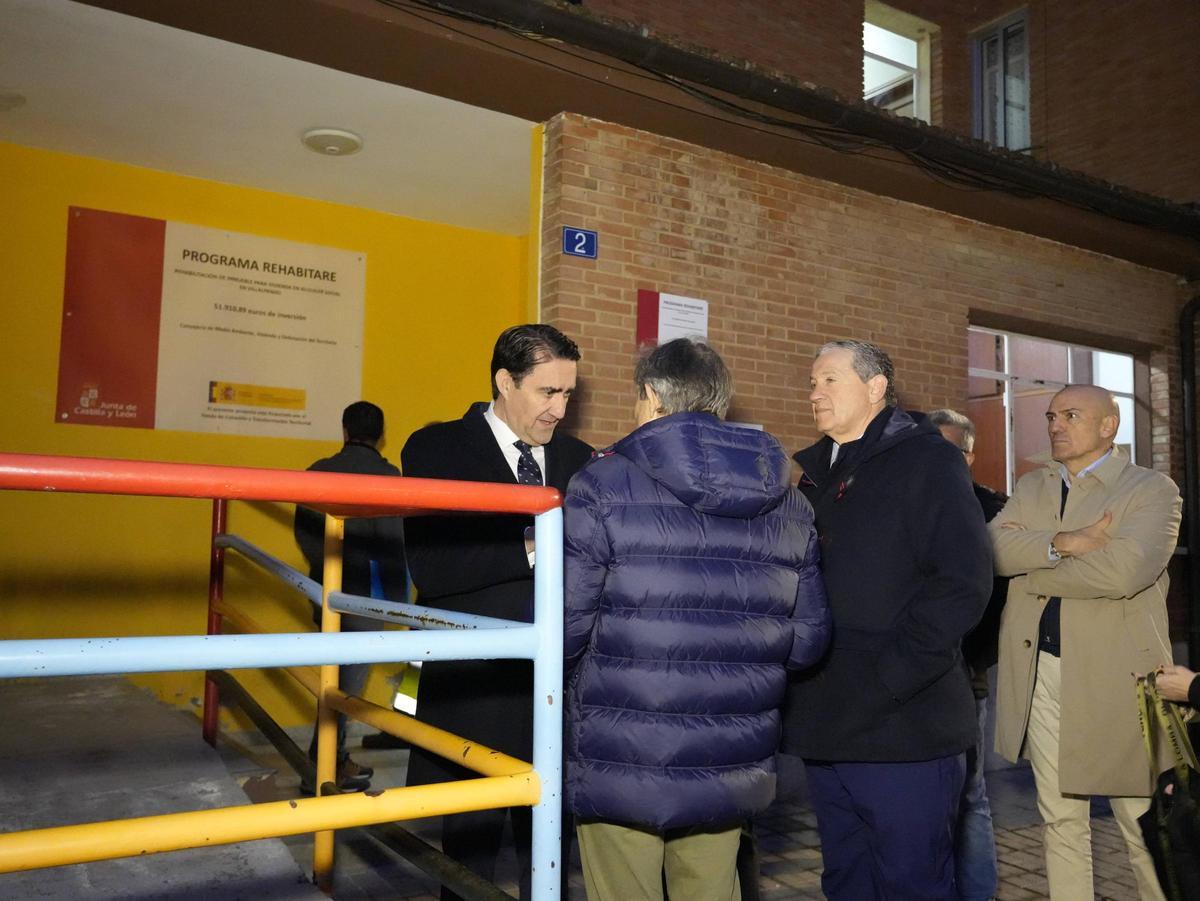 Visita a la nueva vivienda para el alquiler social en Villalpando dentro del programa Rehabitare.