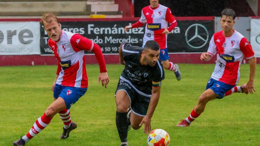 Los vilagarcianos se ponen a prueba en As Somozas. |  Iñaki Abella