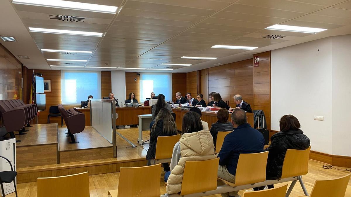 Sesión de este lunes en el juicio en la Audiencia Provincial.