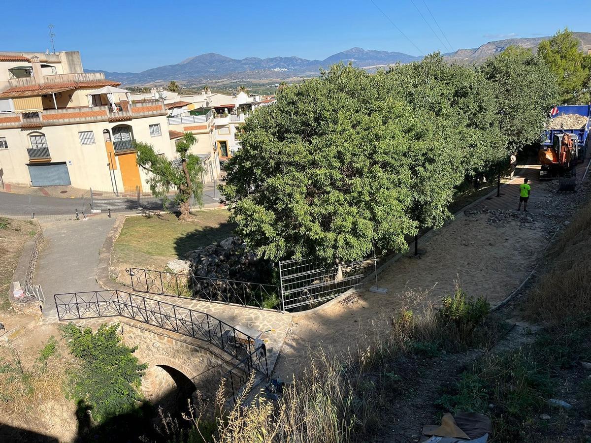 El puente y el acueducto 'romanos' de Cártama.