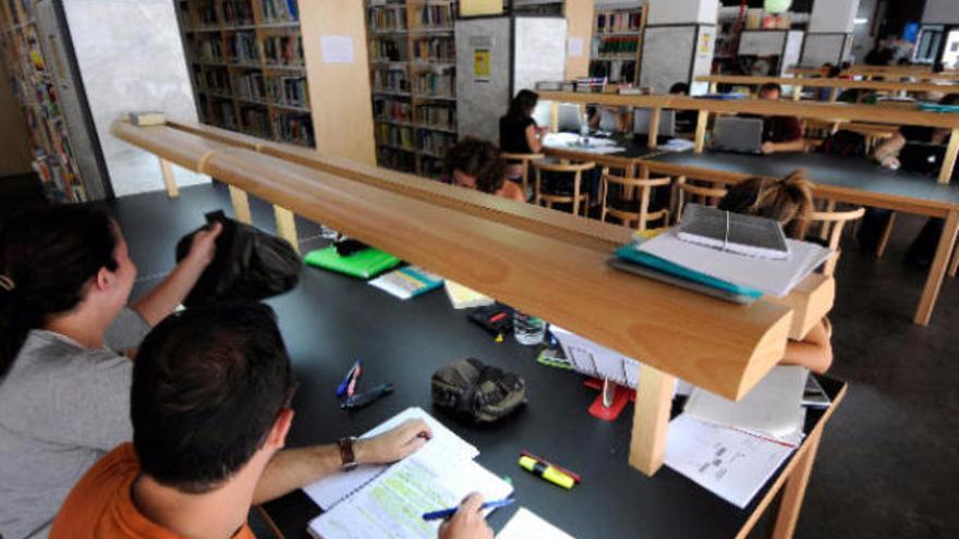 Educación lanza tres convocatorias de becas para alumnos de distintos ámbitos