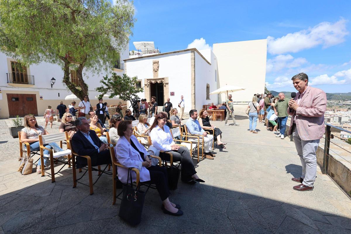 Todas las imágenes del museo de Dalt Vila que lleva dieciséis años cerrado