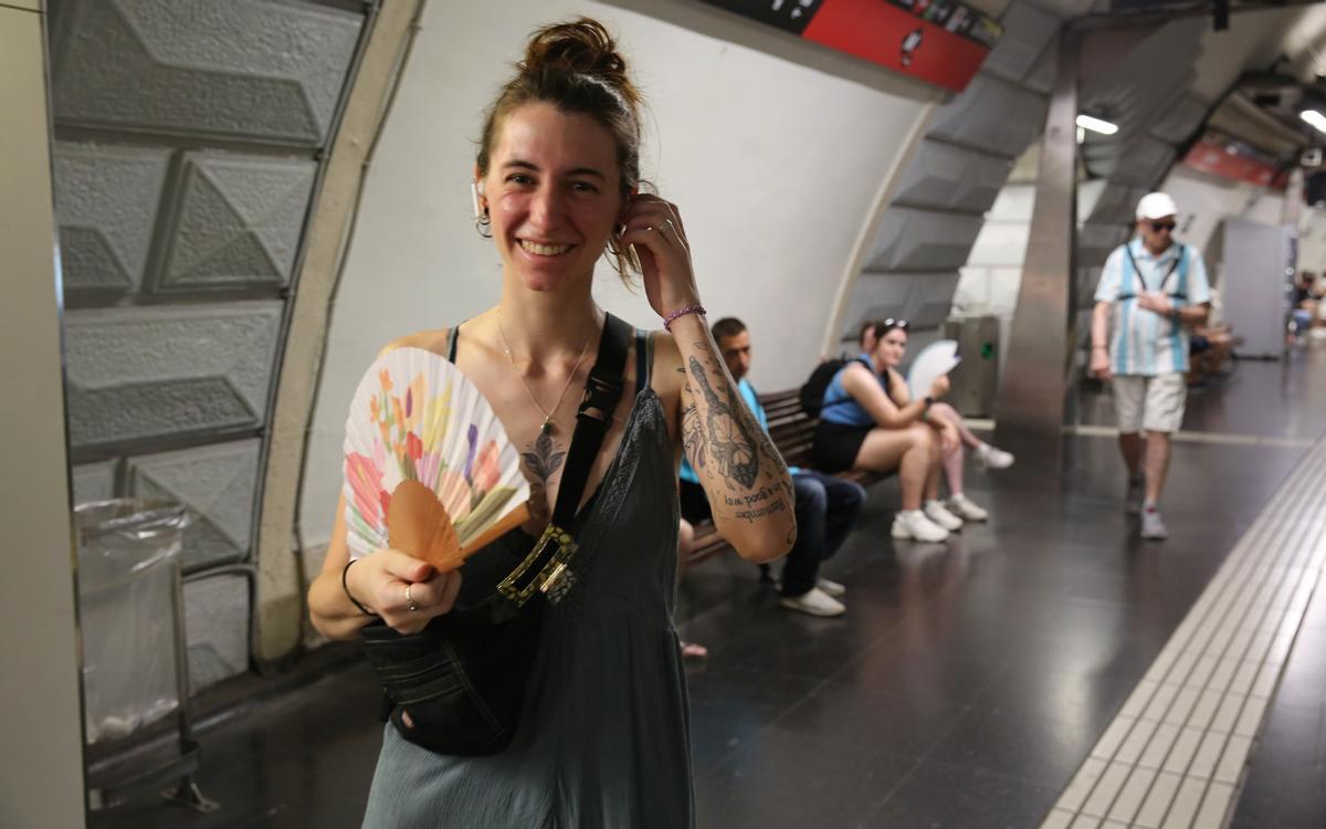 Calor «insuportable» també al metro: «¿Què volen, que ens desmaiem?»