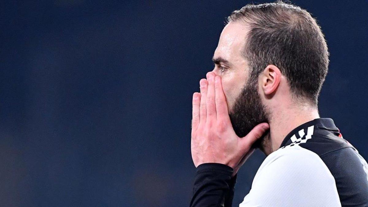 Higuain, una vez más en el punto de mira