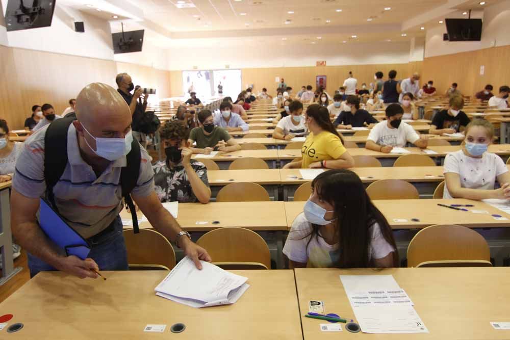 972 Cordobeses se examinan de la primera Pevau de julio