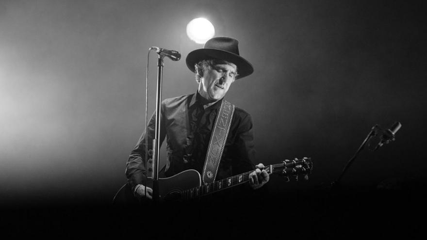 Mikel Erentxun, en un concierto. |  LOC