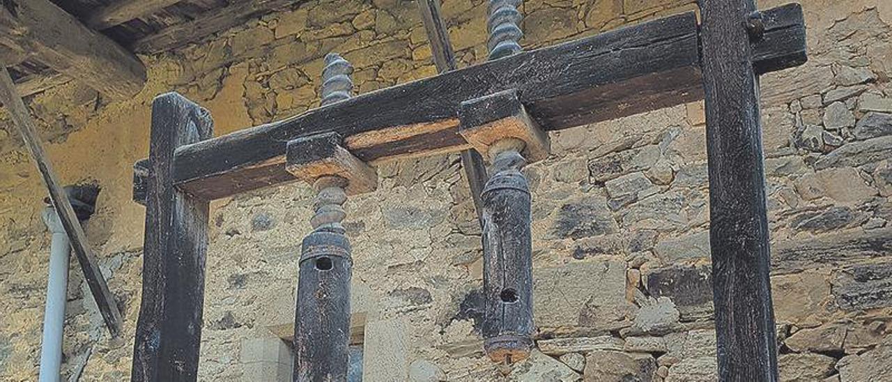 Restos de un antiguo llagar de Nicolás del Riego, en Calleras (Tineo).