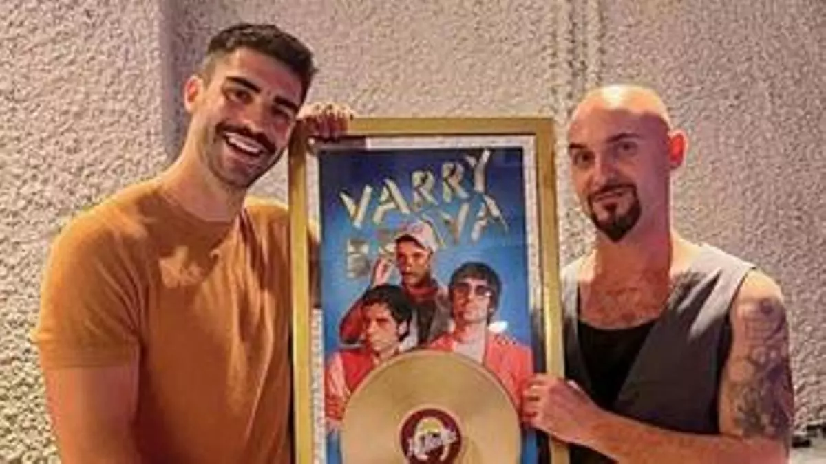 Mula celebra el disco de oro de Juan Tae y Germán Sevilla en Varry Brava