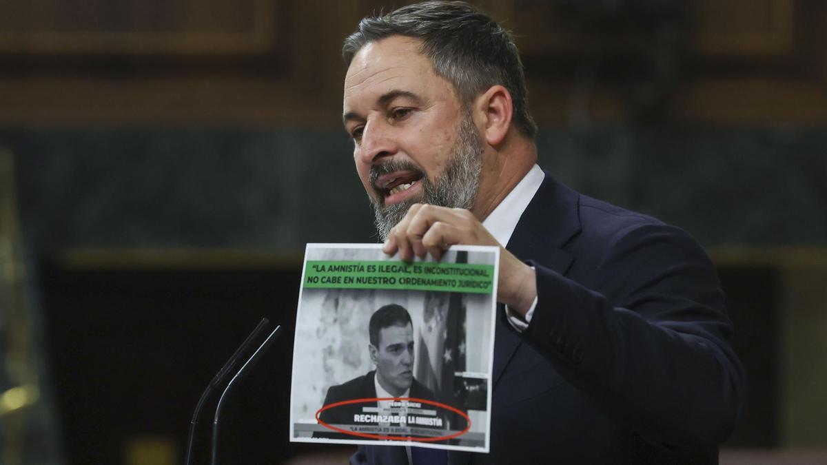 Abascal compara a Sánchez con Hitler: "También llegó al poder con elecciones"