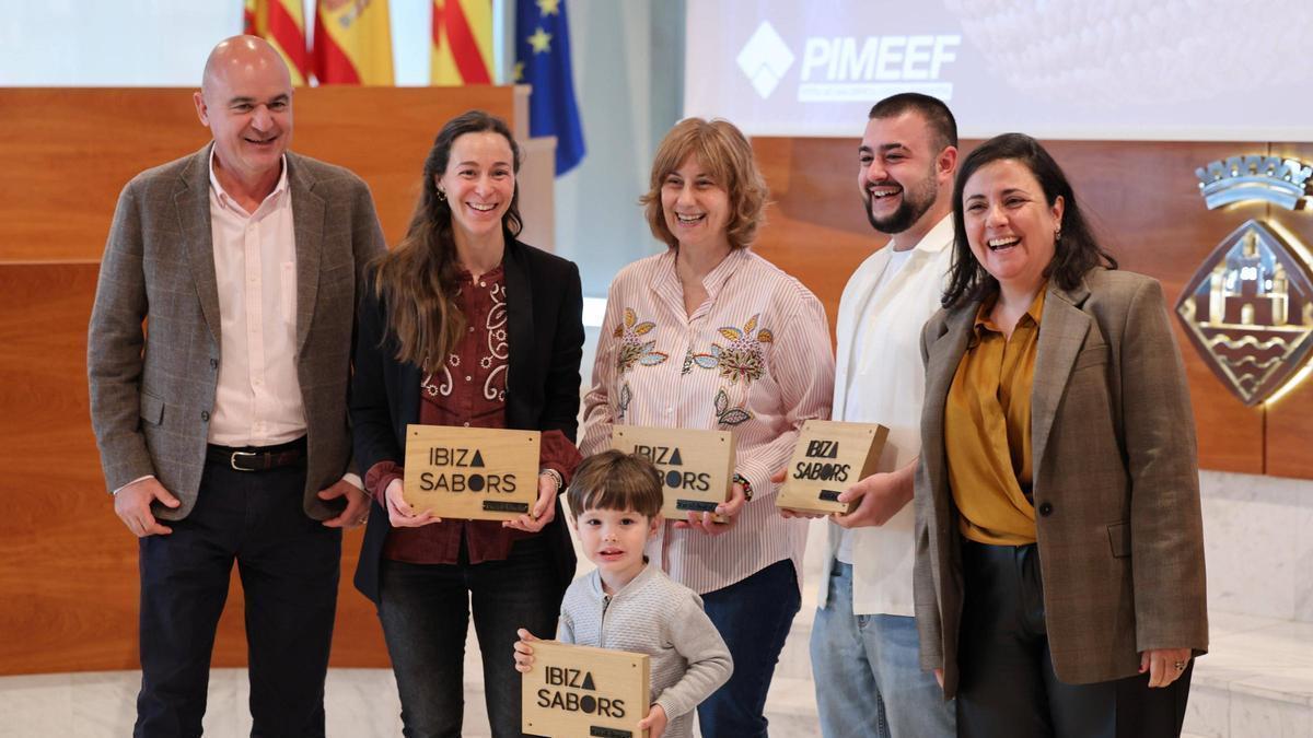 Todas las imagenes del acto de entrega de reconocimientos y distinciones de 'Ibiza Sabors 2026'