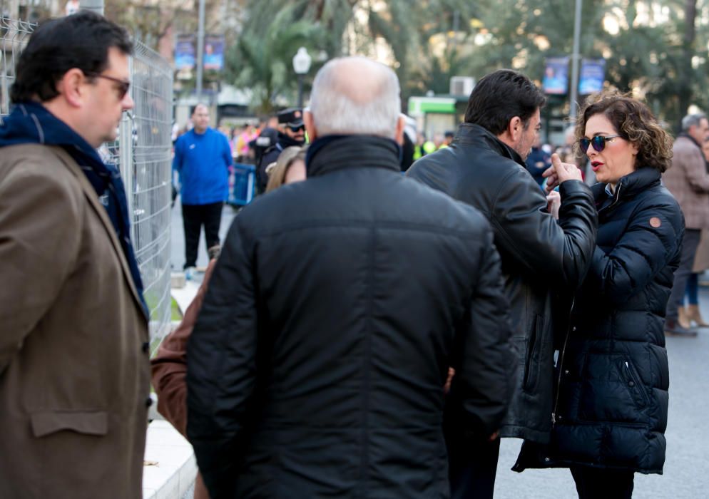 Mascletà 4 enero: Pirotecnia de colores en Alicante para recibir a los Reyes Magos