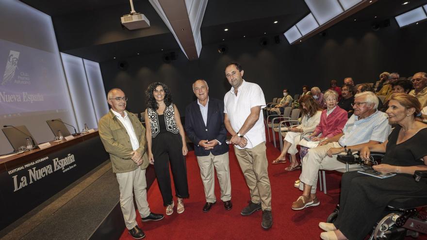 Joaquín Pixán: &quot;La poesía del Padre Galo me ha acercado más a mi lengua materna&quot;