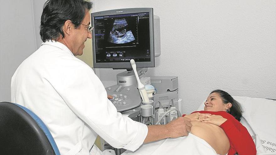El SES comenzará a realizar el test prenatal no invasivo el próximo abril