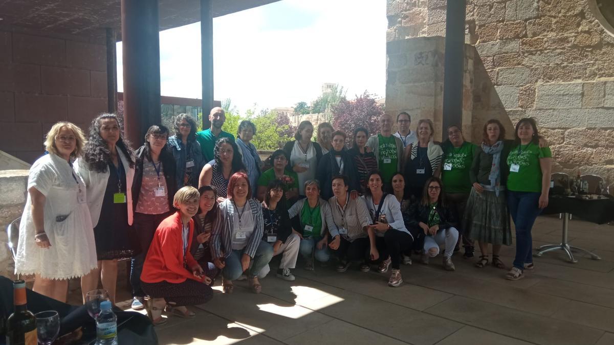 Foto de familia de representantes de las ampas de Castilla y León en la FRAH