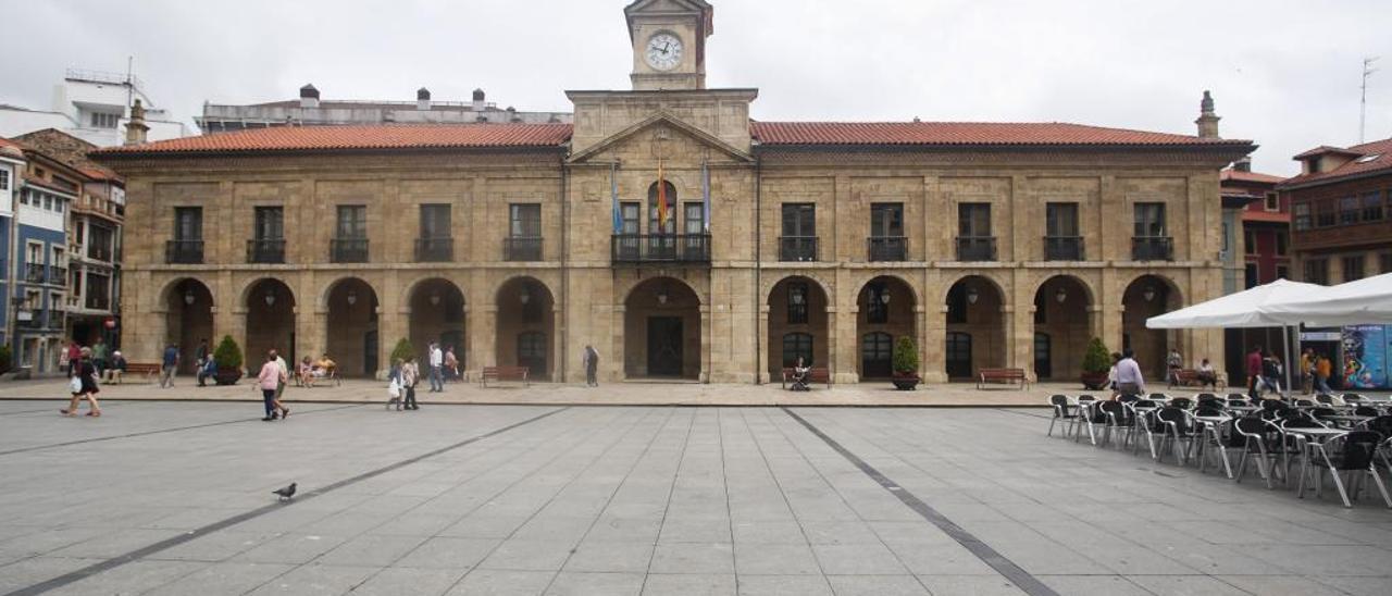 Fachada del Ayuntamiento de Avilés.